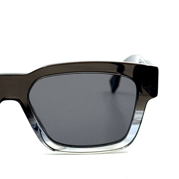 New, FENDI Sunglasses FE40107I 20A Authentic - Picture 5 of 12